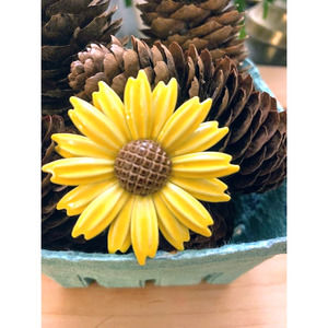 Vintage enamel daisy flower pin bright yellow 2" brooch